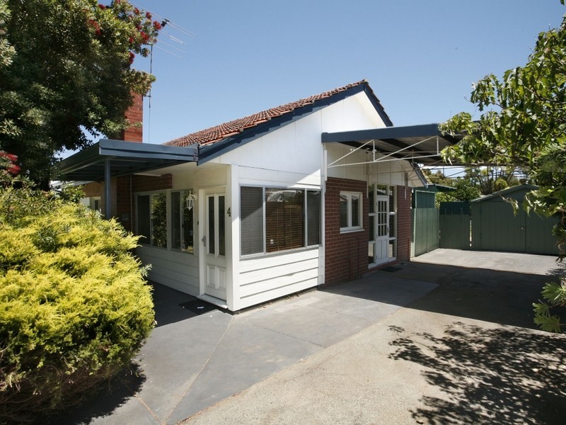 4 Ebert Street, Coolbellup WA 6163