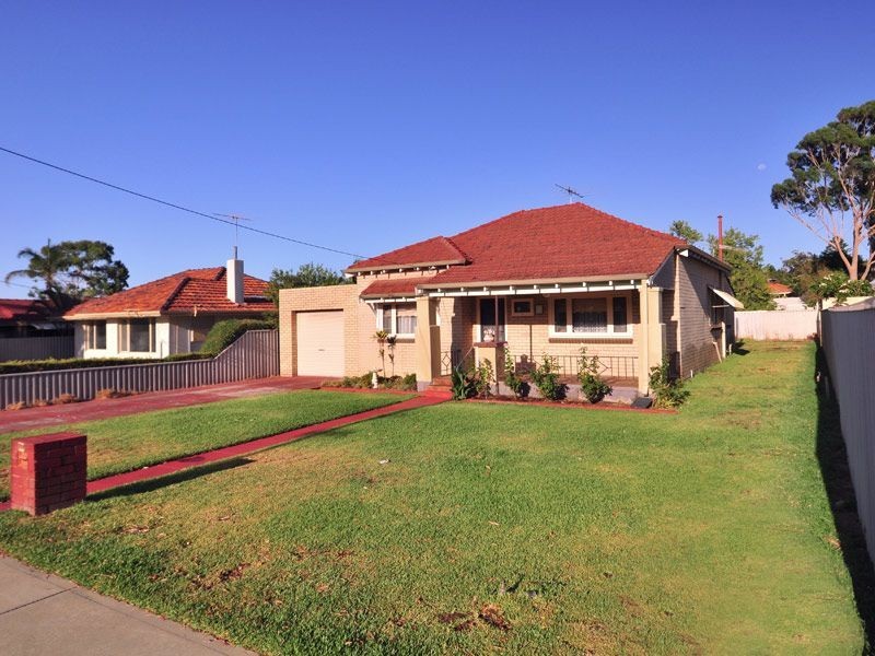 31 Point Walter Road, Bicton WA 6157