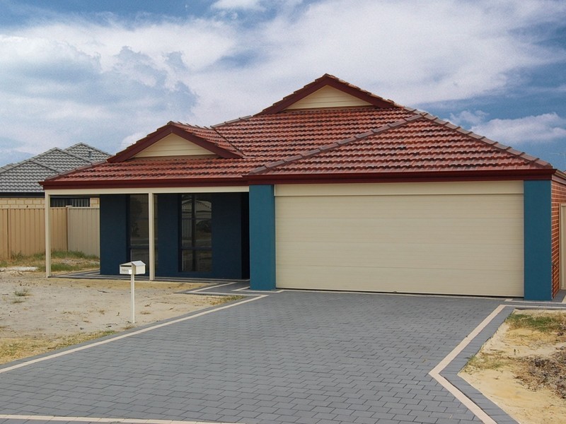 2 La Grange Way, Gosnells WA 6110
