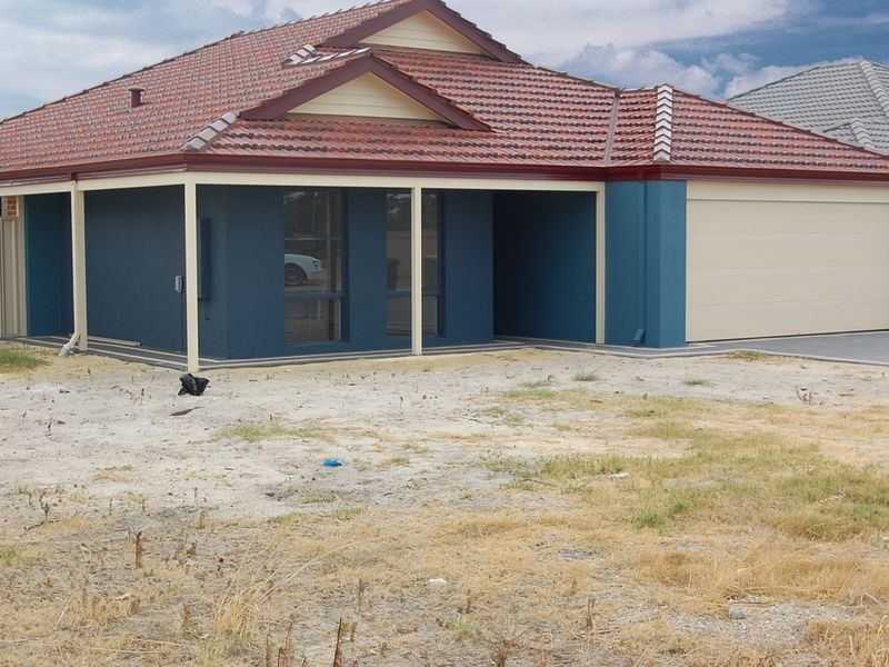 2 La Grange Way, Gosnells WA 6110