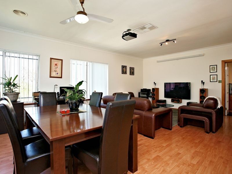 25 Ellison Street, Willagee WA 6156