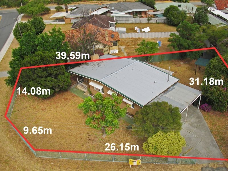 13 Brindle Street, Coolbellup WA 6163