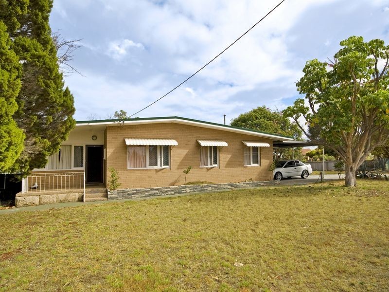 13 Brindle Street, Coolbellup WA 6163