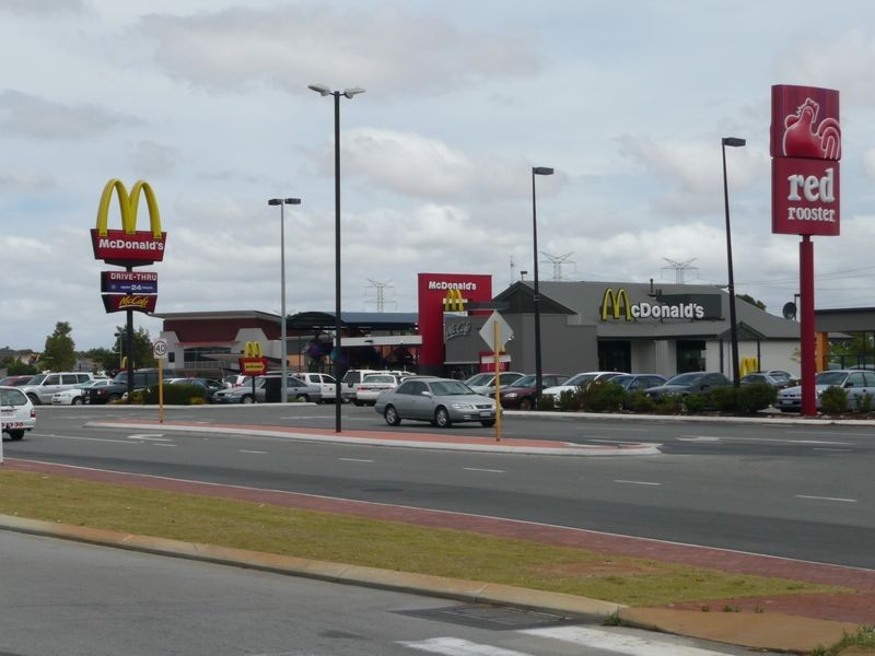 1/4 LAquila Circle, Beeliar WA 6164