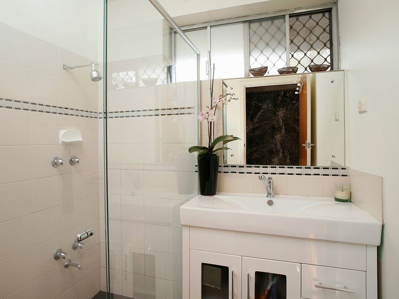 10 Chilton Street, Willagee WA 6156