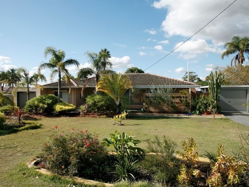 10 Chilton Street, Willagee WA 6156