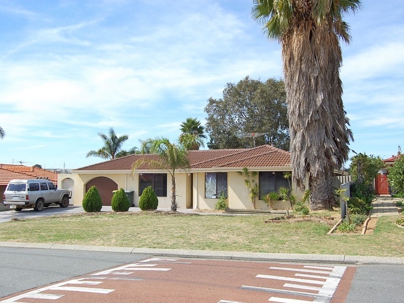 52 Ionesco Street, Spearwood WA 6163