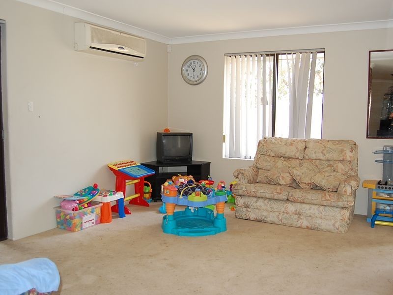 52 Ionesco Street, Spearwood WA 6163