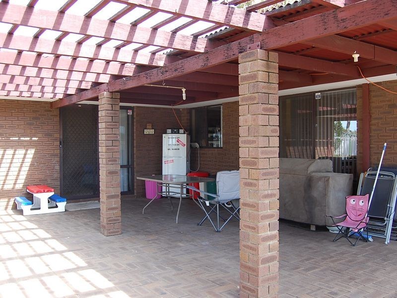 52 Ionesco Street, Spearwood WA 6163