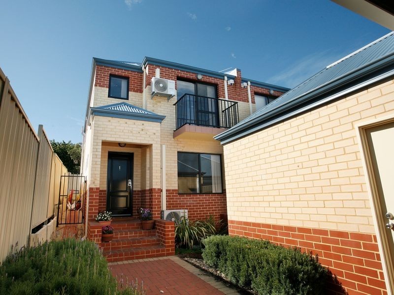 1/250 Healy Road, Hamilton Hill WA 6163