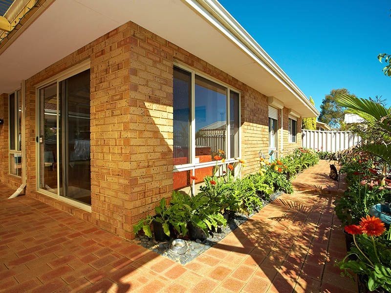 9 Tulipwood Place, South Lake WA 6164