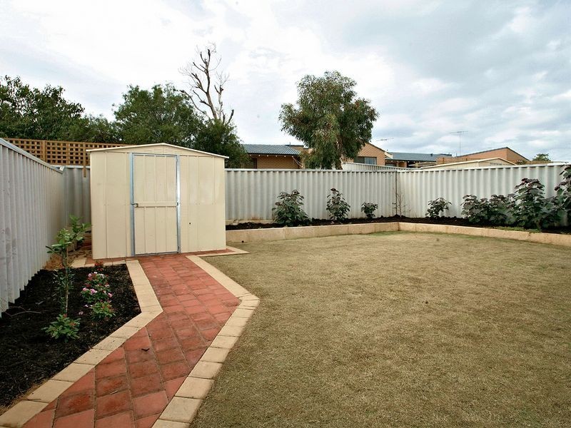 18 Watterton Place, Hamilton Hill WA 6163