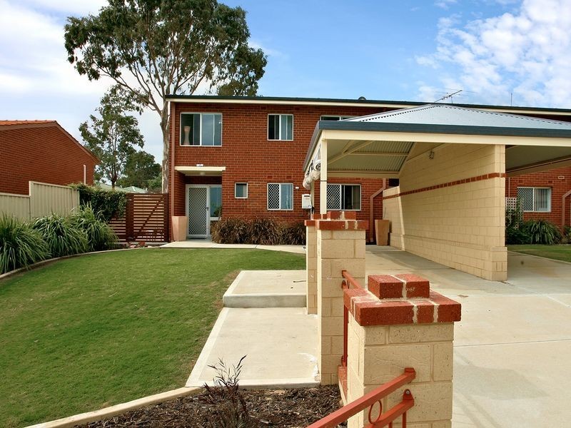 18 Watterton Place, Hamilton Hill WA 6163