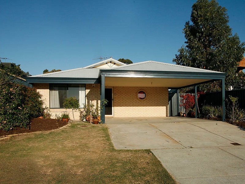 17 Paitt Street, Willagee WA 6156