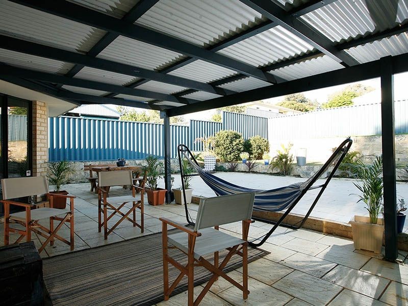 17 Paitt Street, Willagee WA 6156