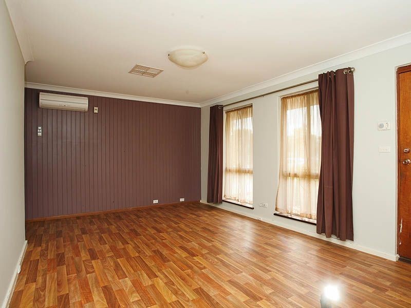 7 Longfield Road, Maddington WA 6109