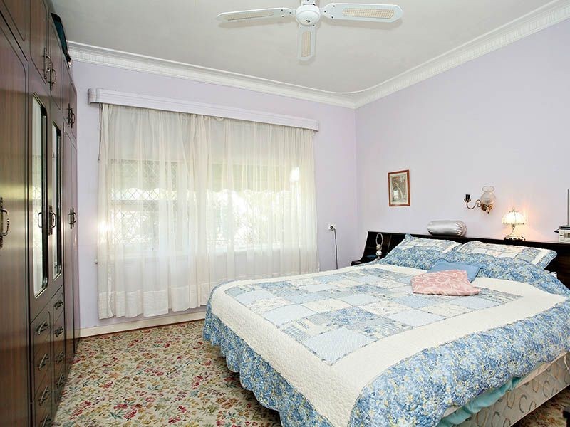 168 Carrington Street, Hilton WA 6163