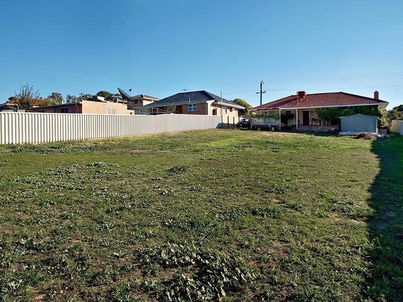 168 Carrington Street, Hilton WA 6163