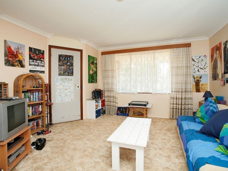 15 Burndale Road, Mount Richon WA 6112