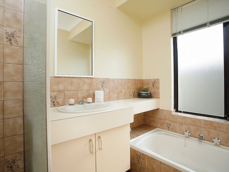 40 Marchant Drive, Bibra Lake WA 6163