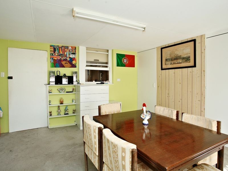 159 Winterfold Road, Coolbellup WA 6163