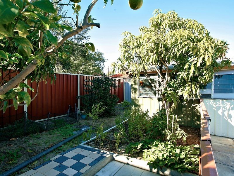 159 Winterfold Road, Coolbellup WA 6163