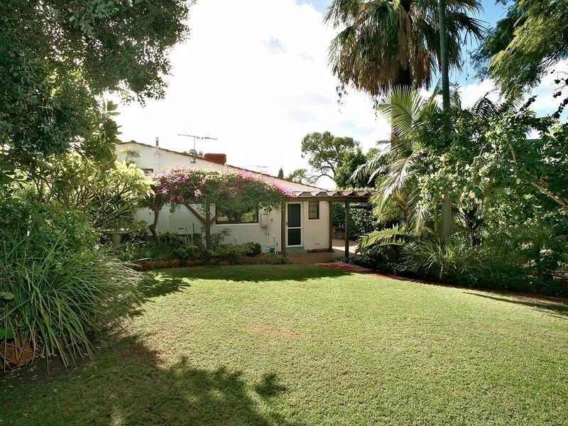 7 Capper Place, Kardinya WA 6163