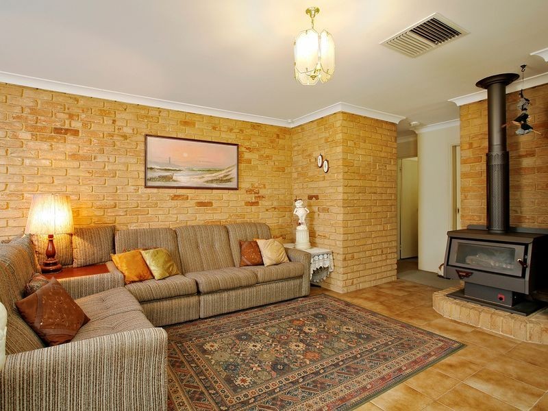 21 Bayliss Road, Kardinya WA 6163