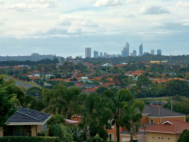 21 Bayliss Road, Kardinya WA 6163