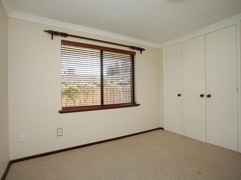 35 Petterson Ave, Kardinya WA 6163