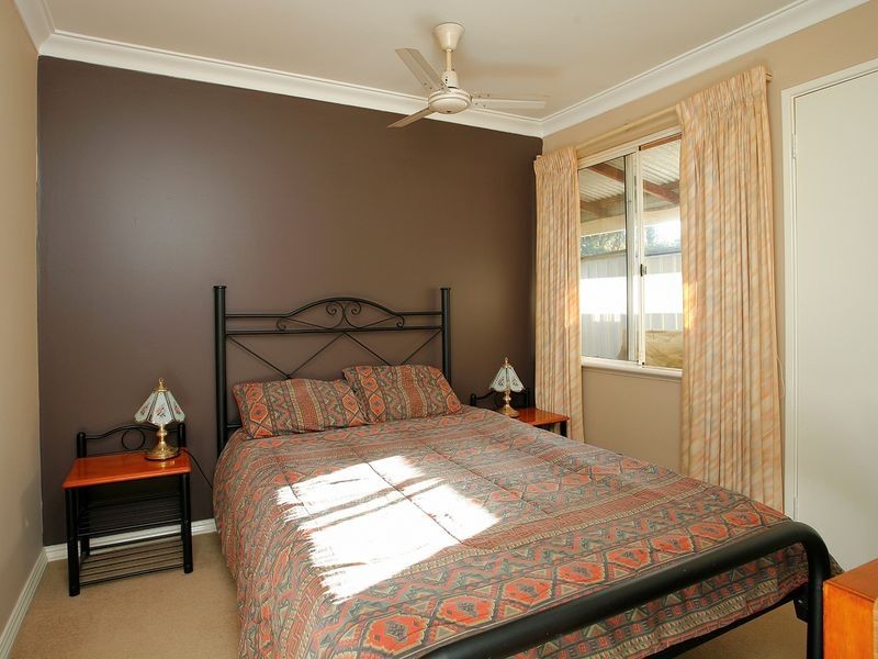 7 Farmhouse Drive, Bibra Lake WA 6163