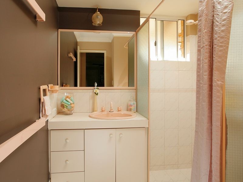 7 Farmhouse Drive, Bibra Lake WA 6163