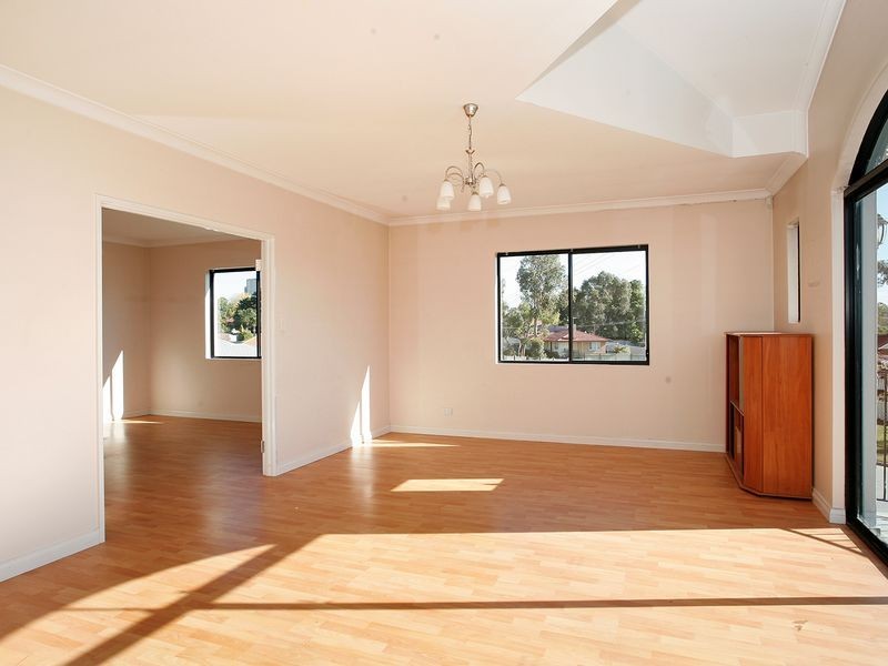 19 Oswald Street, Coolbellup WA 6163