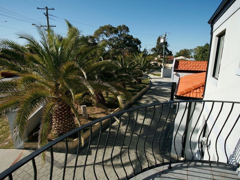 19 Oswald Street, Coolbellup WA 6163