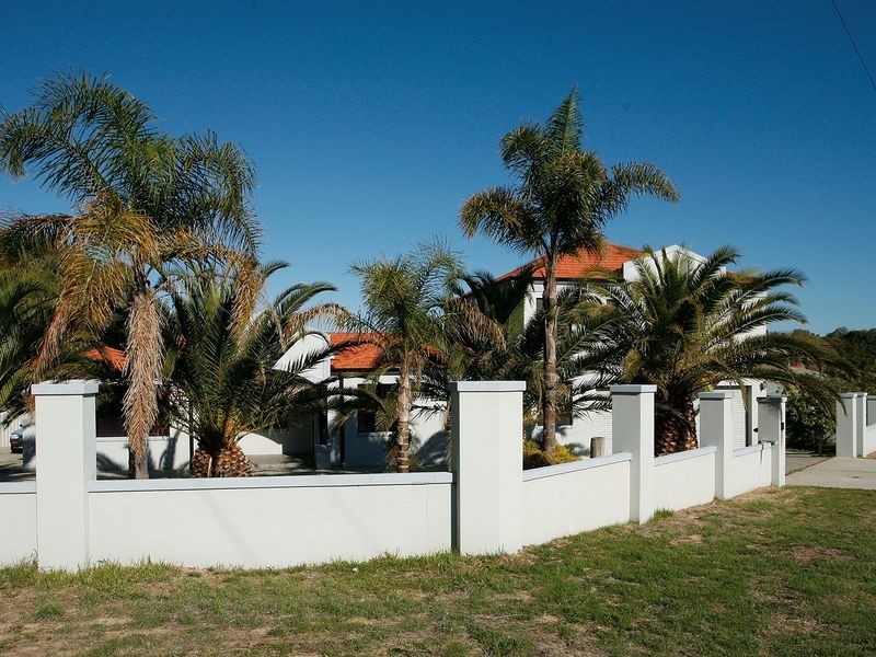 19 Oswald Street, Coolbellup WA 6163