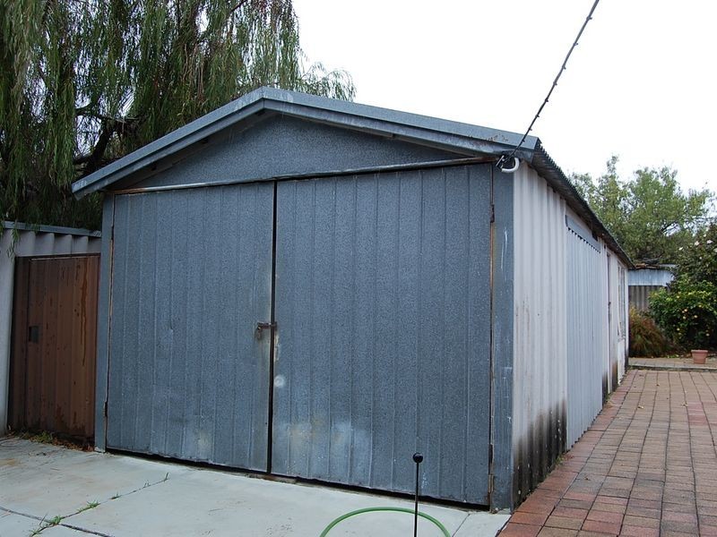 67 Counsel Road, Coolbellup WA 6163