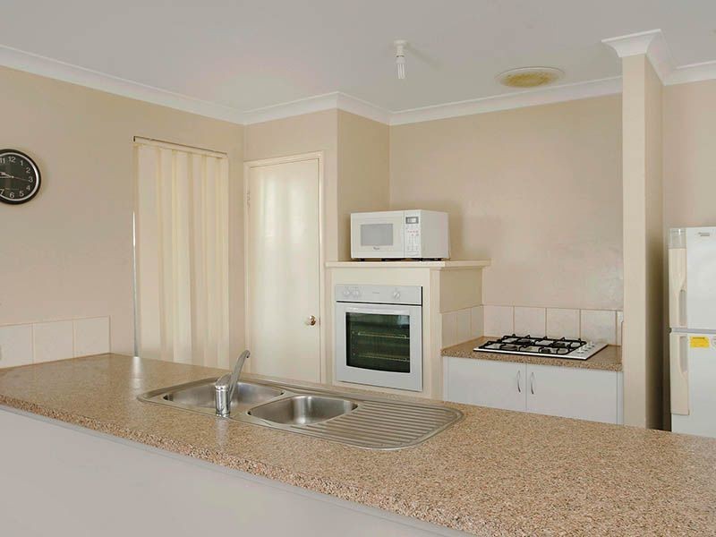 20 Abingdon Crescent, Wellard WA 6170