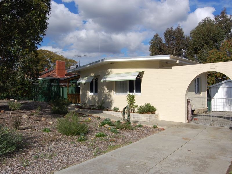 33 Prospero Crescent, Coolbellup WA 6163