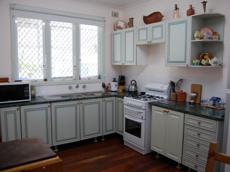 33 Prospero Crescent, Coolbellup WA 6163