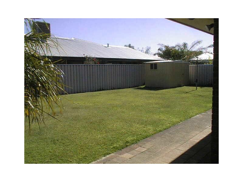 28 Sylvan Crescent, Leeming WA 6149