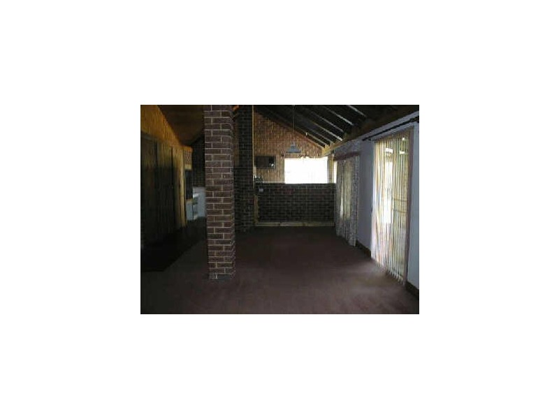 5 Samual Court, North Lake WA 6163