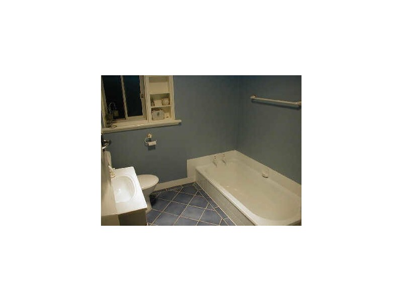 36 North Lake Road, Alfred Cove WA 6154