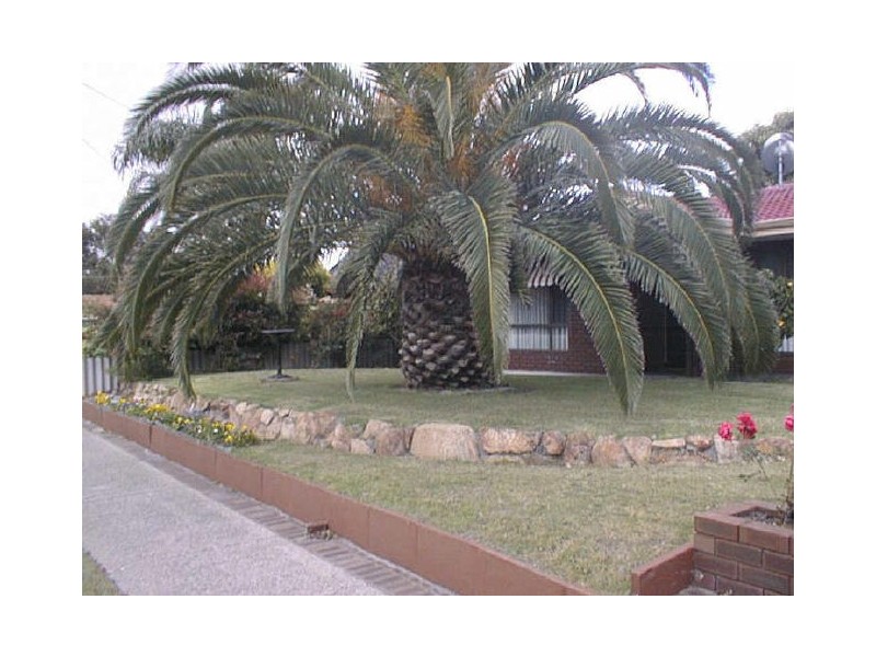 27 Duff Road, Riverton WA 6148