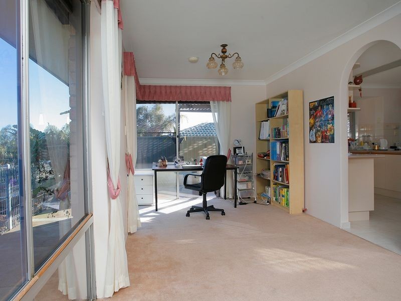 3 Greenham Place, Bibra Lake WA 6163