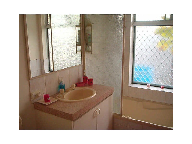 40 Paddington Court, Bibra Lake WA 6163