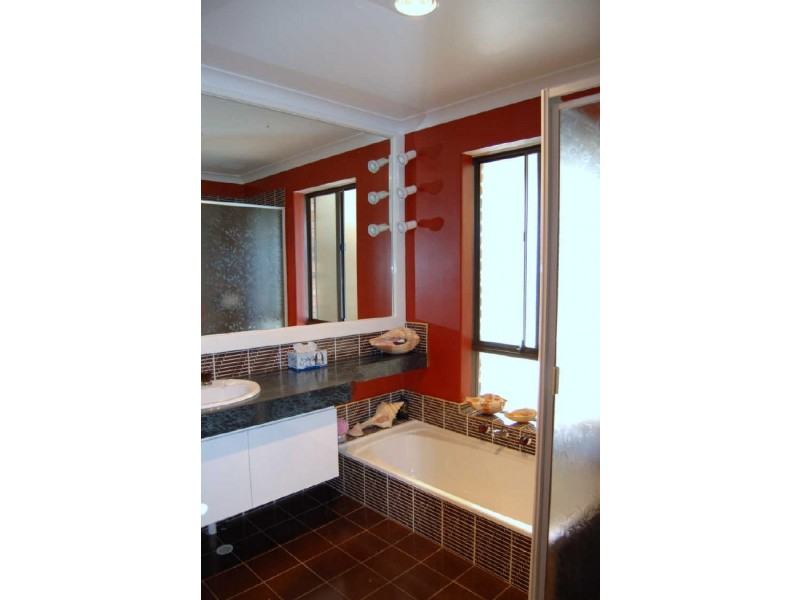 6 Jull Court, Kardinya WA 6163