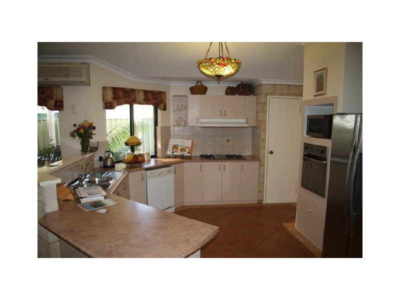20 Strand Close, Atwell WA 6164
