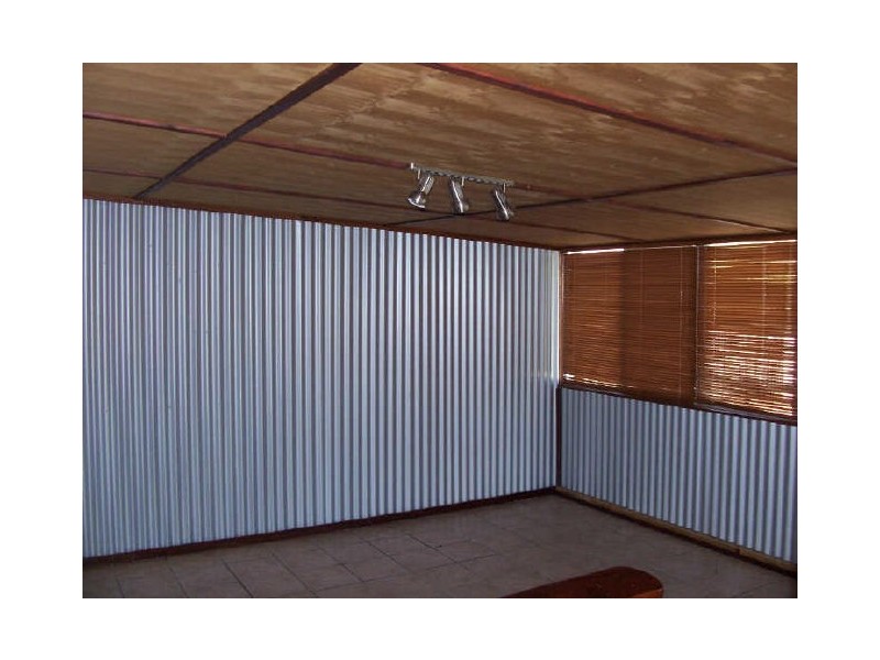 9 Curan Street, Coolbellup WA 6163