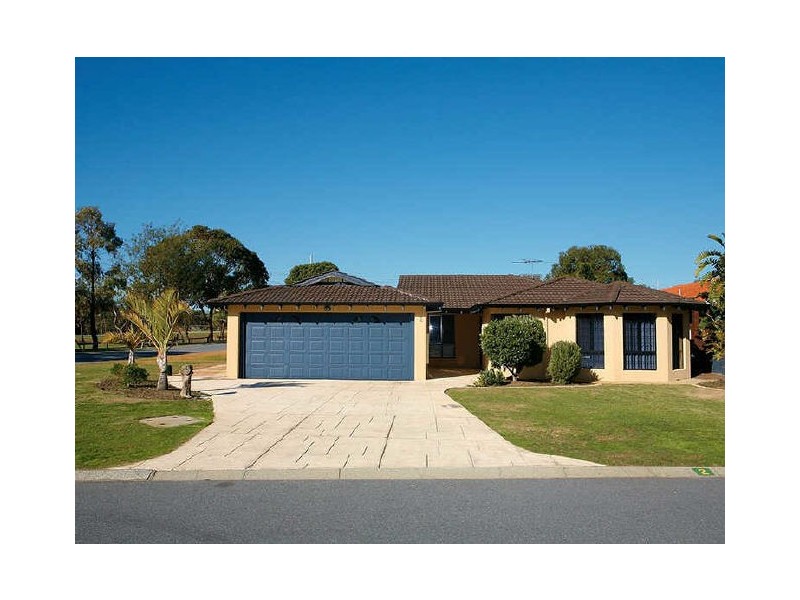 2 Pausin Crescent, Bibra Lake WA 6163