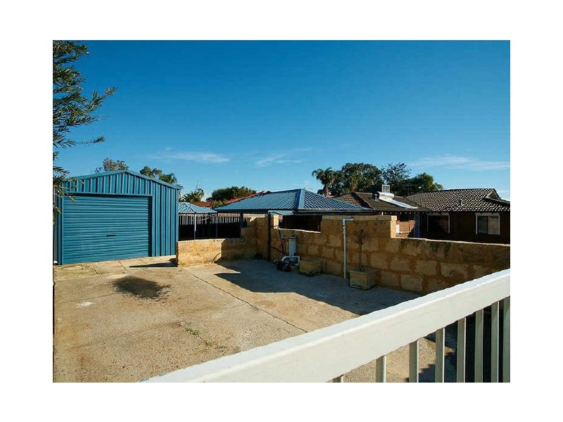 2 Pausin Crescent, Bibra Lake WA 6163